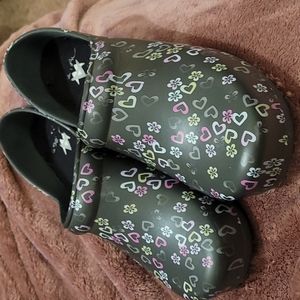 Clogs with Hearts and Flowers Print